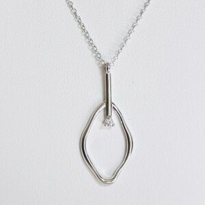 Siizu Annie Necklace NWOT